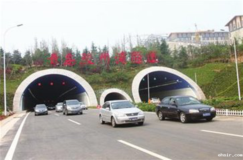 Qingdao Jiaozhou Bay Undersea Tunnel